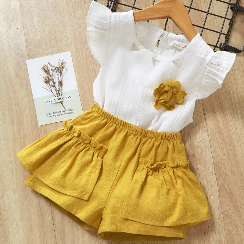 Conjunto Infantil Para Menina Camiseta e Shorts Amarelo - Vilumagazine