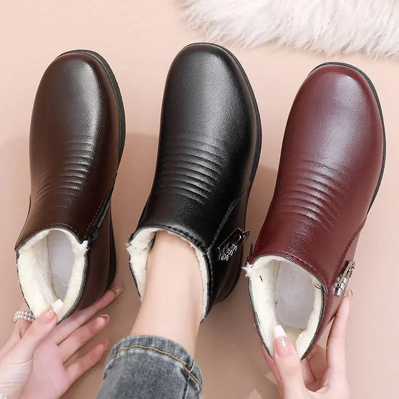 Botas Femininas Cano Baixo com Pelúcia - Vilumagazine